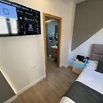 Szálloda Almona 2*